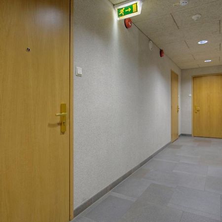 Studio Apartment In Quiet Heart Of Everything Tallinn Luaran gambar