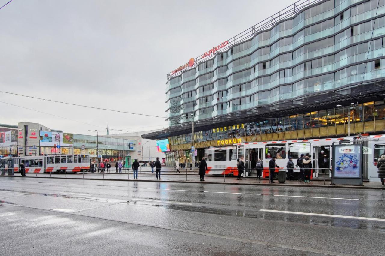Studio Apartment In Quiet Heart Of Everything Tallinn Luaran gambar